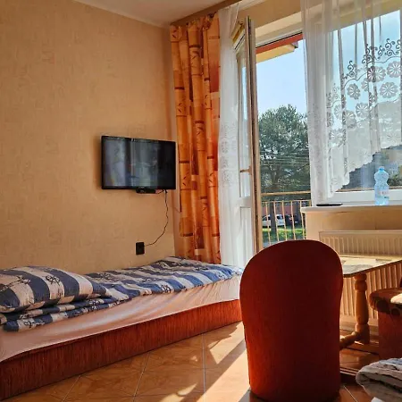 U Pawla 3* ポビエロボ